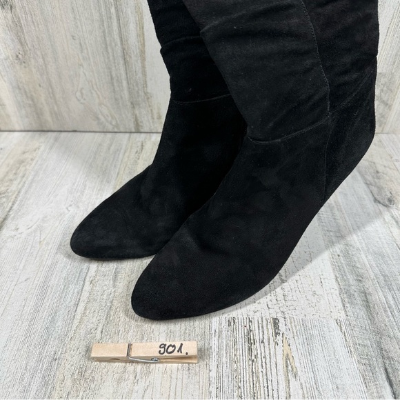 Boutique Black Suede High Heel Knee-High Boots with Ruched Detailing #901 - Picture 12 of 13
